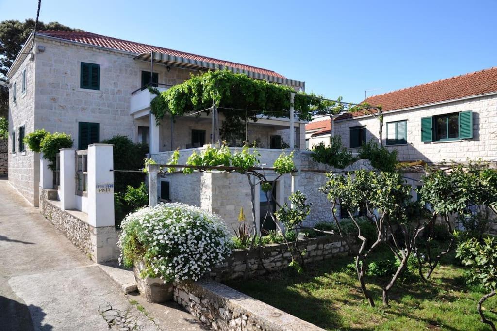 Pinta Apartments 룸바르다 외부 사진